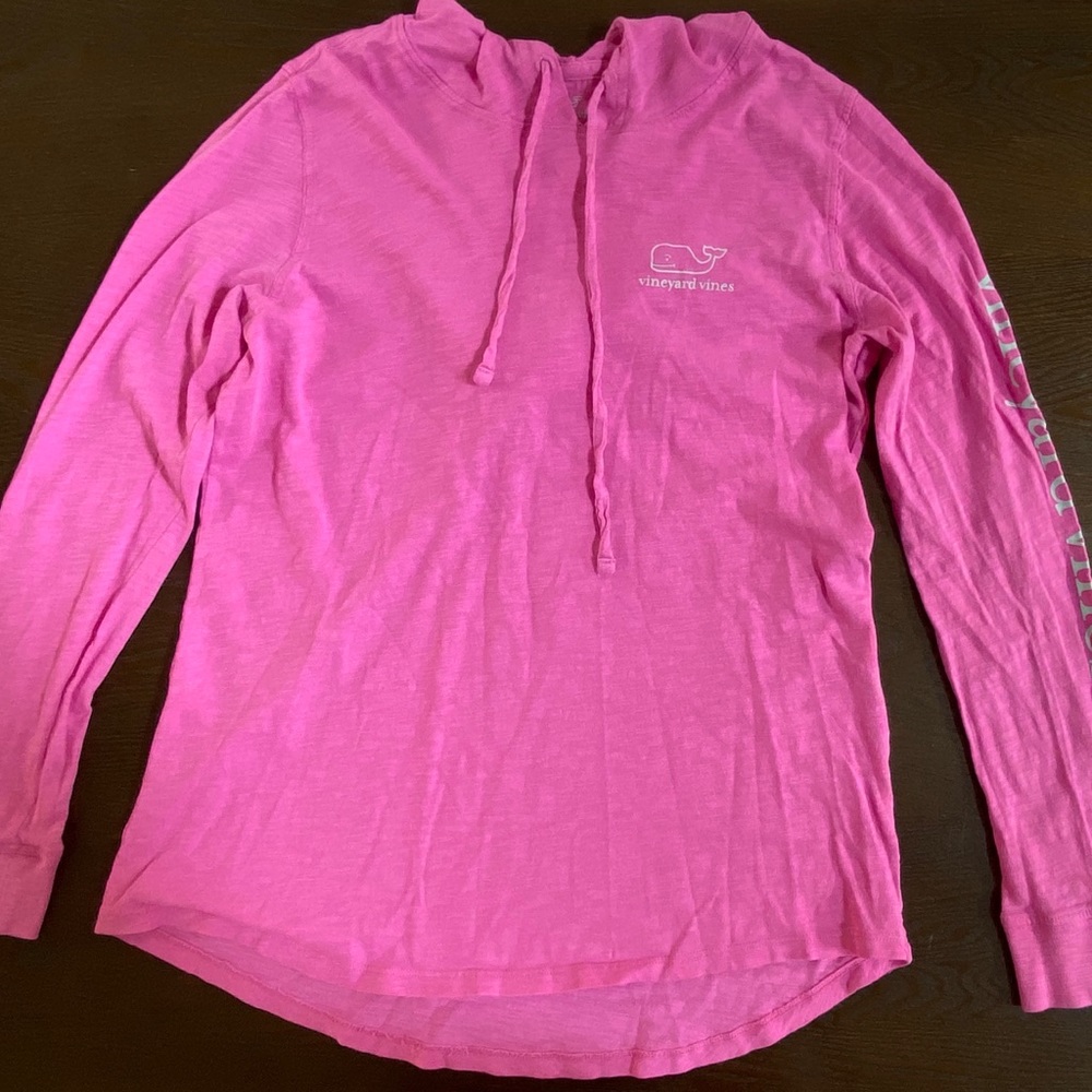 Vineyard Vines long sleeve with hoodie